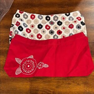 Thirty-One Red and geometric design fitted bag covers for purse. Set of two